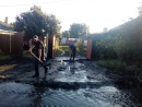 Рятувальники oчистили вулицю від фекалій 