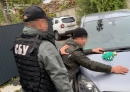 Викрито групу осіб, які за грошову винагороду переправляли «ухилянтів» через державний кордон України 