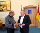 Голова обласної ради Юрій Дрозд зустрівся з лауреатом літературних премій Анатолієм Каретним