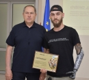 Очільник Кіровоградської ОВА Андрій Райкович вручив сертифікати на власне житло нашим Захисникам та сім’ям військовослужбовців