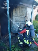 Рятувальники Кіровоградського гарнізону 7 разів залучались на гасіння пожеж різного характеру та рятували лебедя
