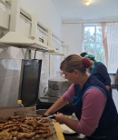 У Рівнянській спеціальній школі Кіровоградської обласної ради провели кулінарну толоку для ЗСУ
